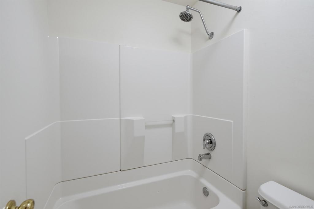 3550 Lebon Dr 6306 Property Photo 19