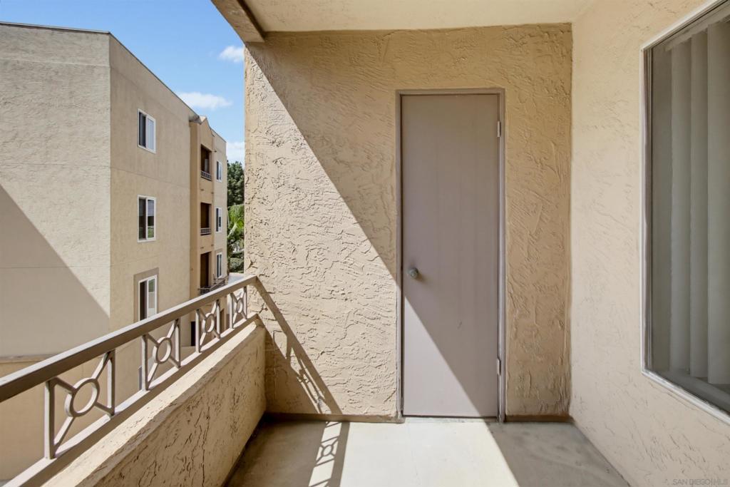 3550 Lebon Dr 6306 Property Photo 21