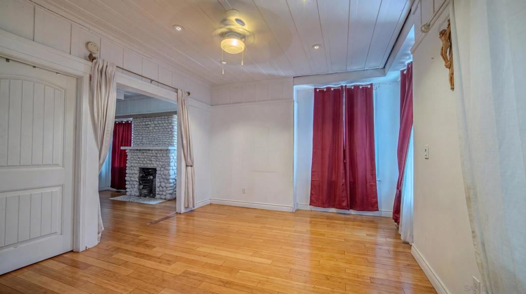 525 25th Property Photo 4