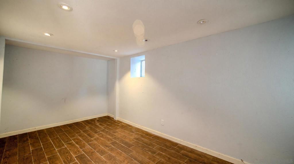 525 25th Property Photo 22