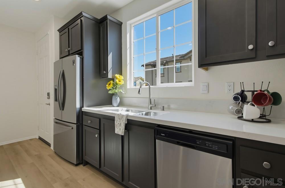 5444 Starlight Property Photo 7