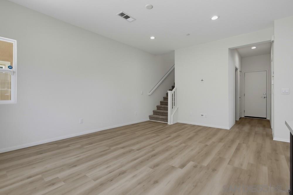 5444 Starlight Property Photo 11