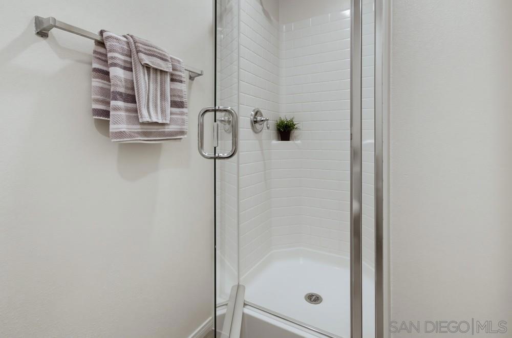 5444 Starlight Property Photo 15