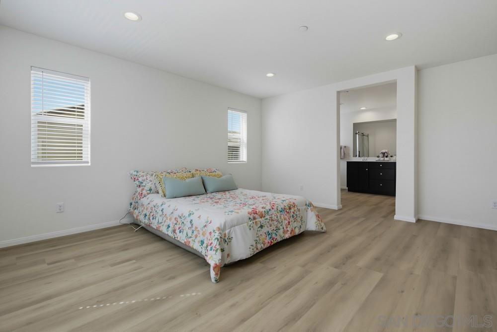 5444 Starlight Property Photo 23