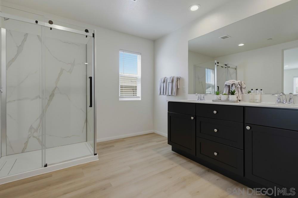 5444 Starlight Property Photo 24