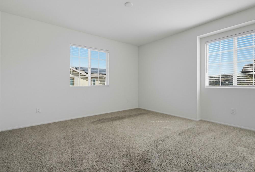5444 Starlight Property Photo 28