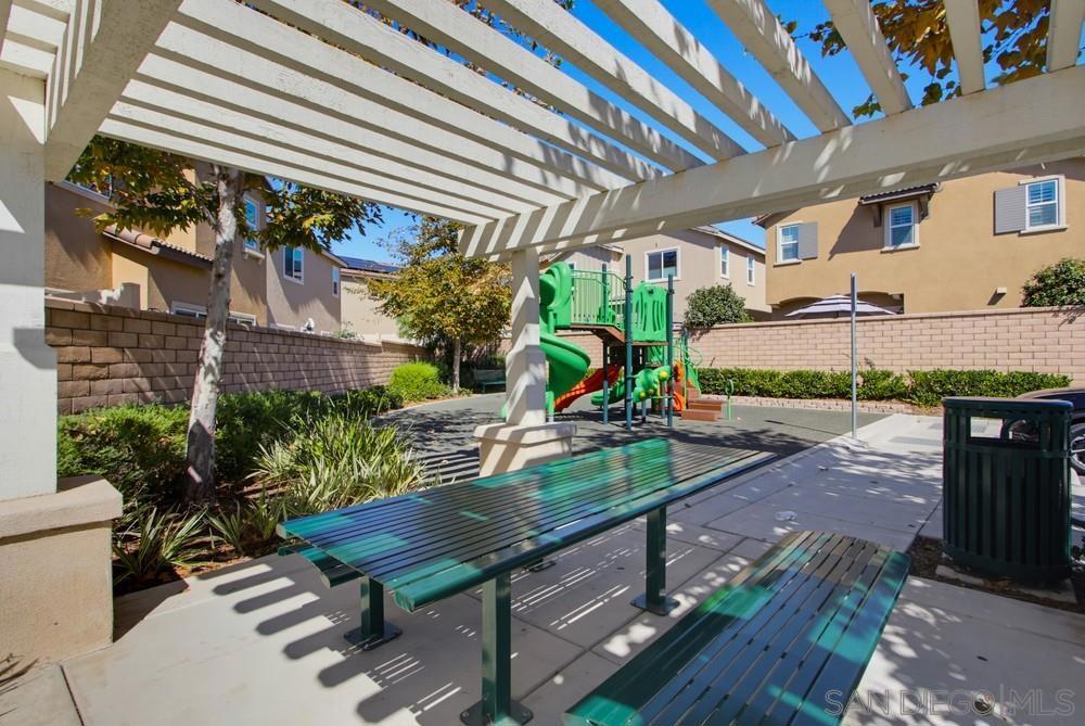 5444 Starlight Property Photo 37