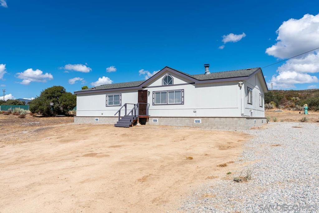59420 Roger Lane Property Photo 2