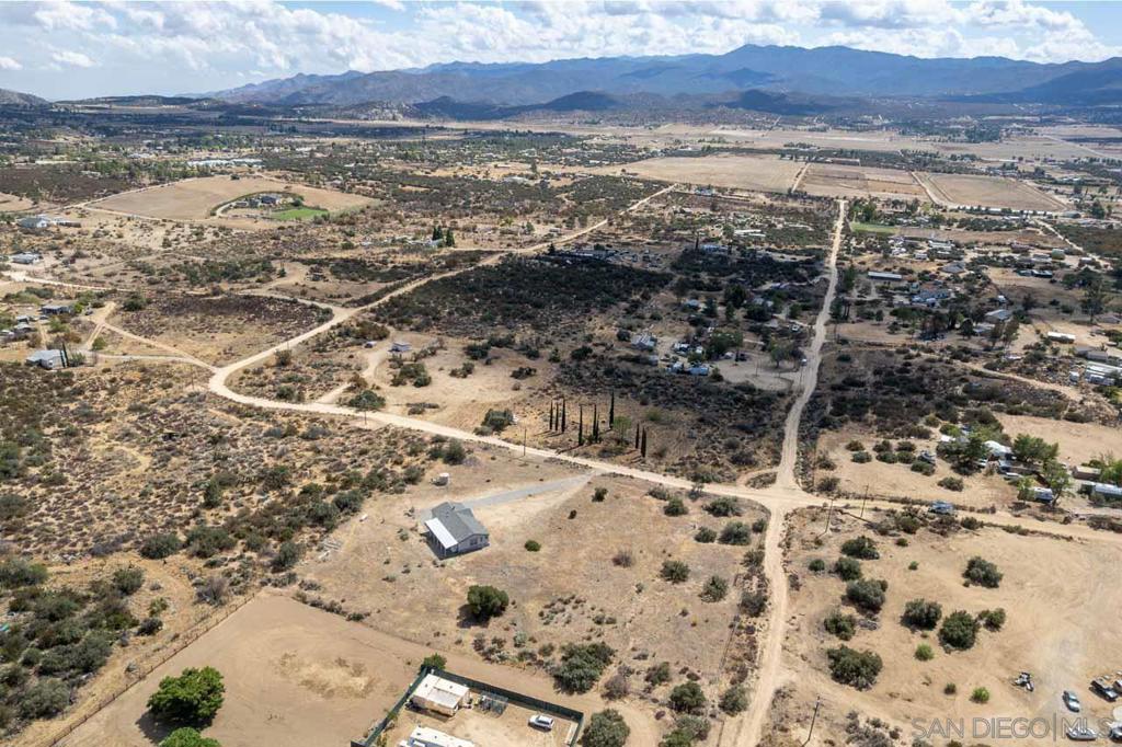 59420 Roger Lane Property Photo 6