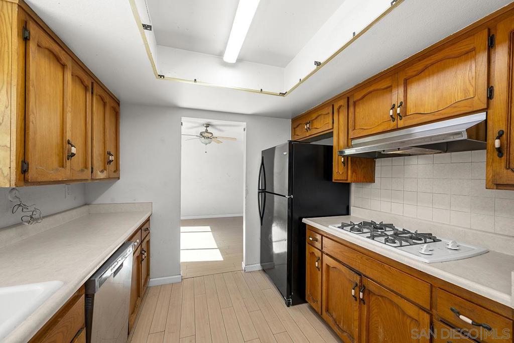 4207 Pavlov Avenue Property Photo 9