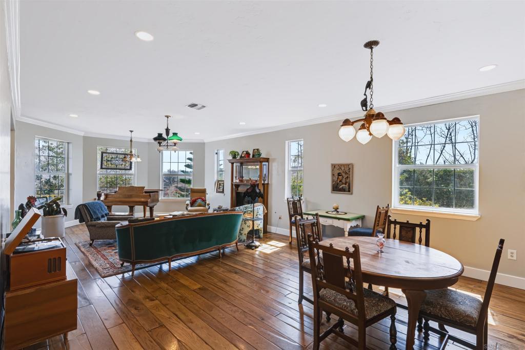 5398 Camino Jasmine Property Photo 4