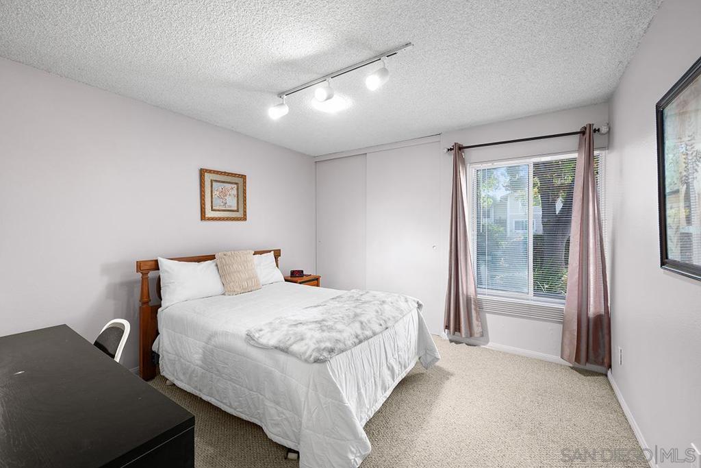 4260 Karensue Avenue Property Photo 18