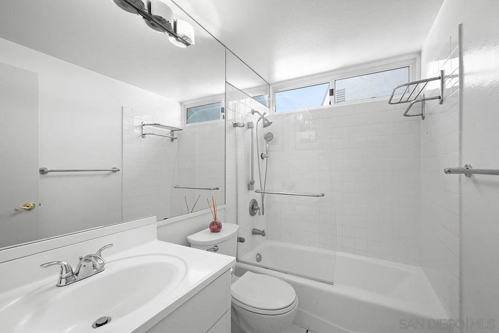 4260 Karensue Avenue Property Photo 19