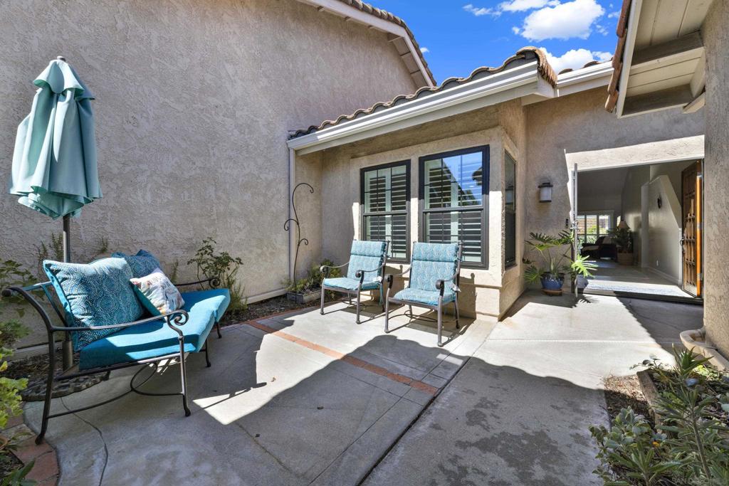 15636 Via Calanova Property Photo 5