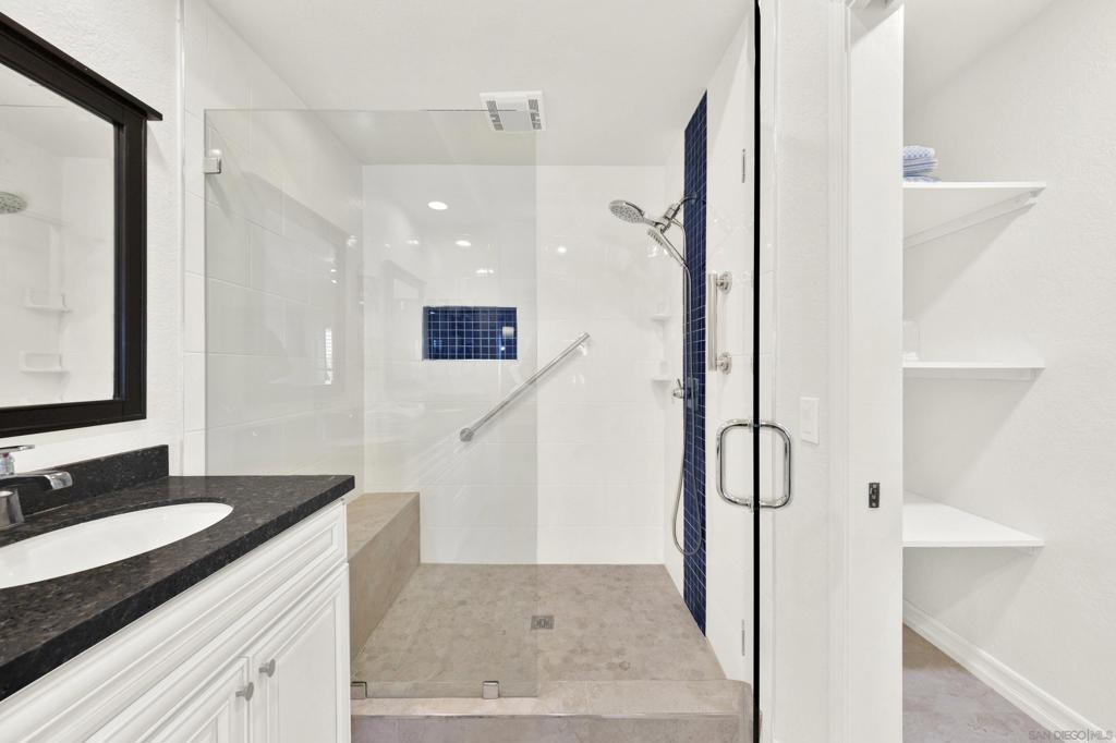 15636 Via Calanova Property Photo 33