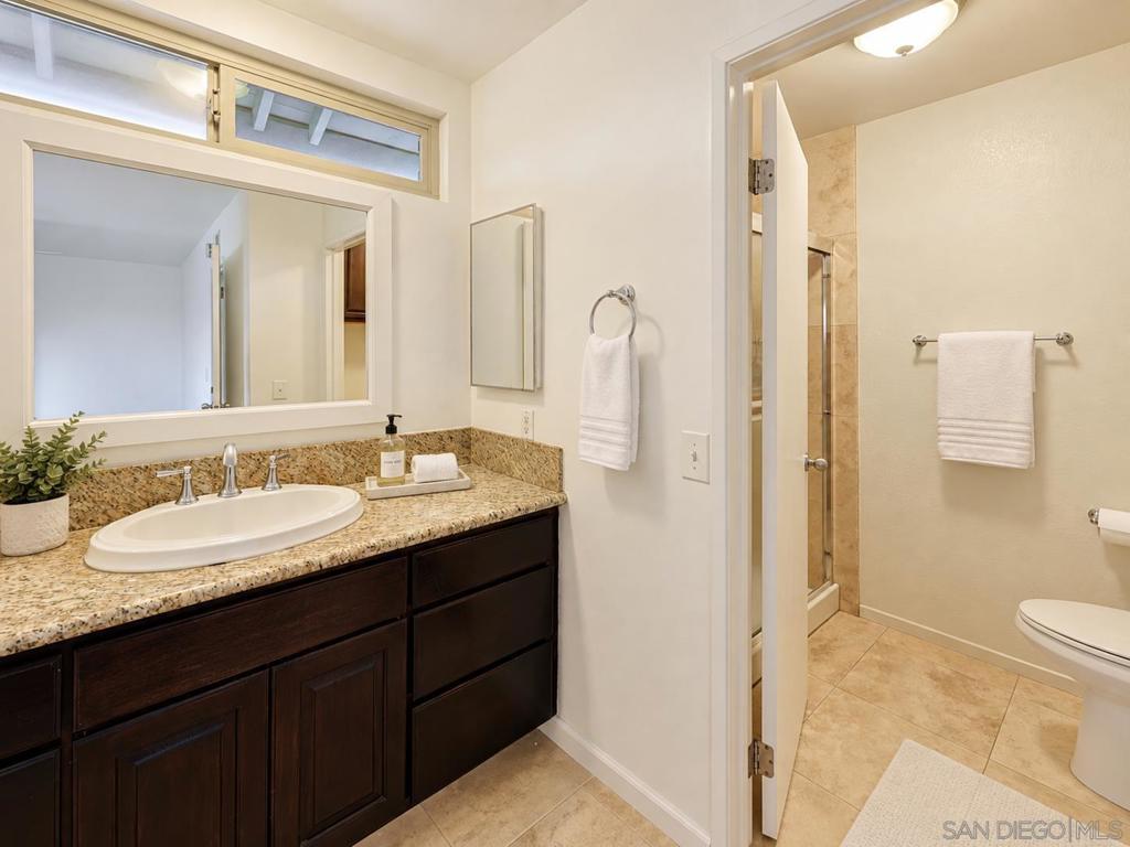 6590 High Knoll Property Photo 21