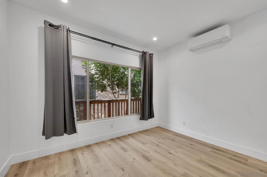 2434 2438 Broadway St. Property Photo 24