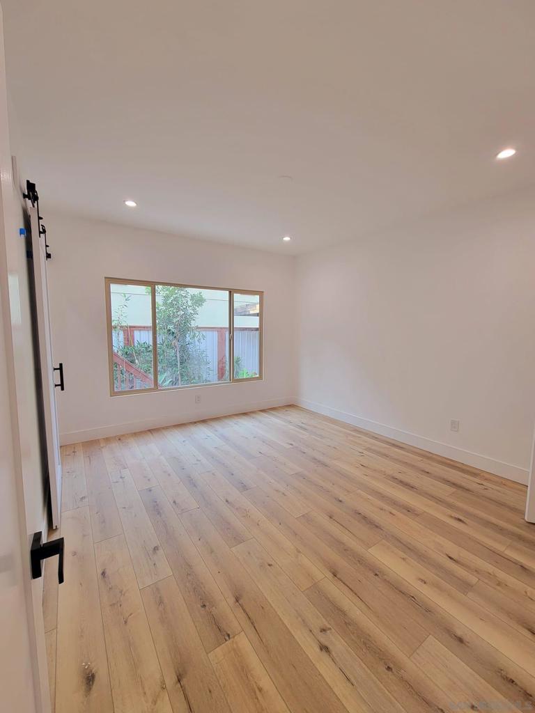 2434 2438 Broadway St. Property Photo 27