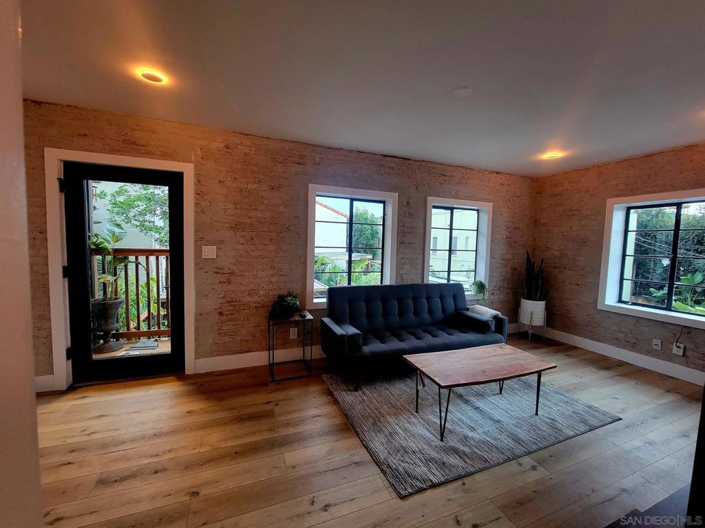 2434 2438 Broadway St. Property Photo 31