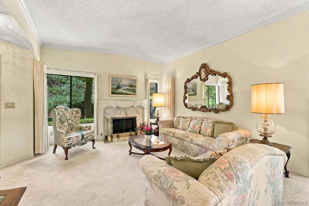 8360 Suntree Place Property Photo 3