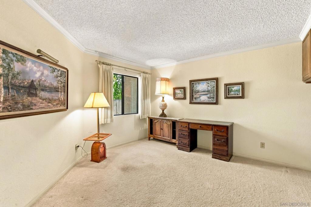 8360 Suntree Place Property Photo 8