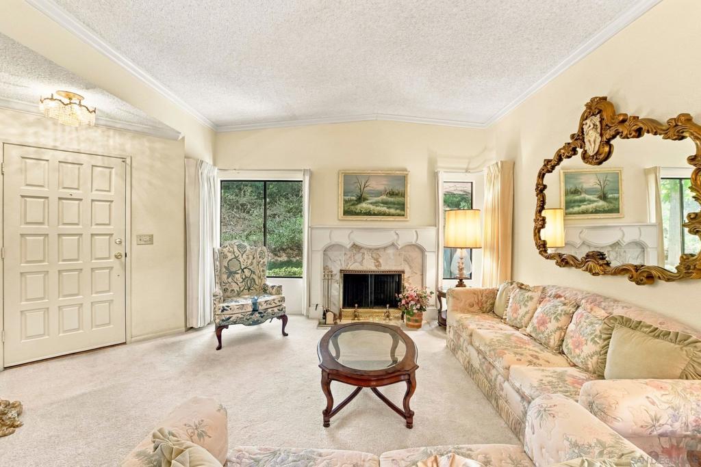 8360 Suntree Place Property Photo 15