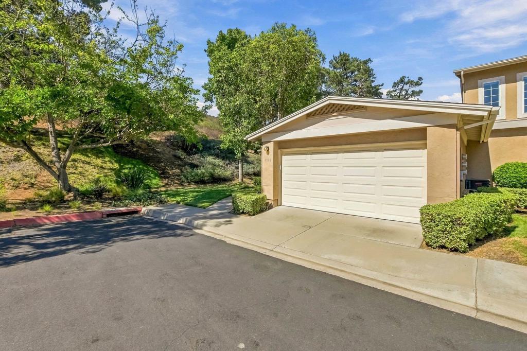 8360 Suntree Place Property Photo 44