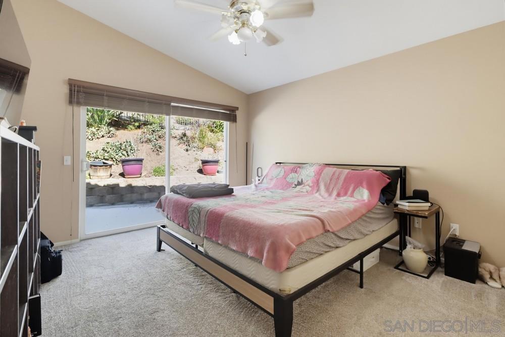 2081 Larkspur Dr Property Photo 23