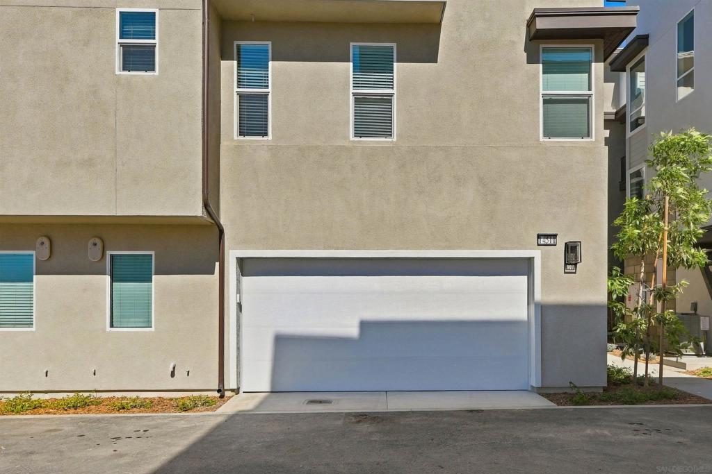 14511 Dunleer Way Property Photo 4
