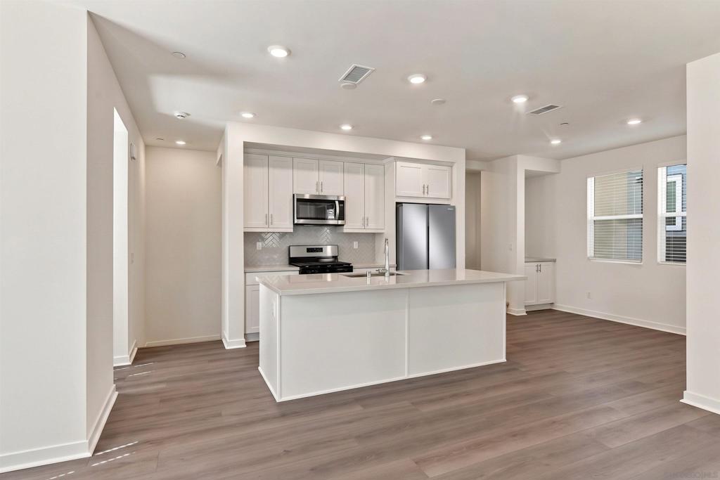 14511 Dunleer Way Property Photo 18