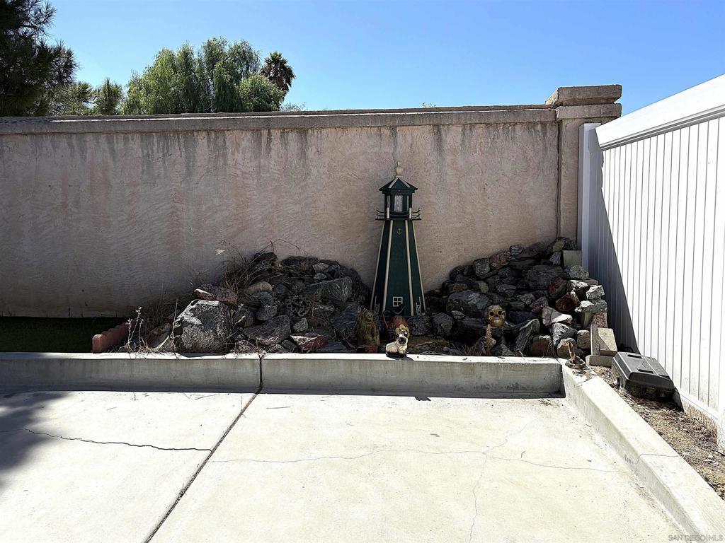 27593 Marian Road Property Photo 21