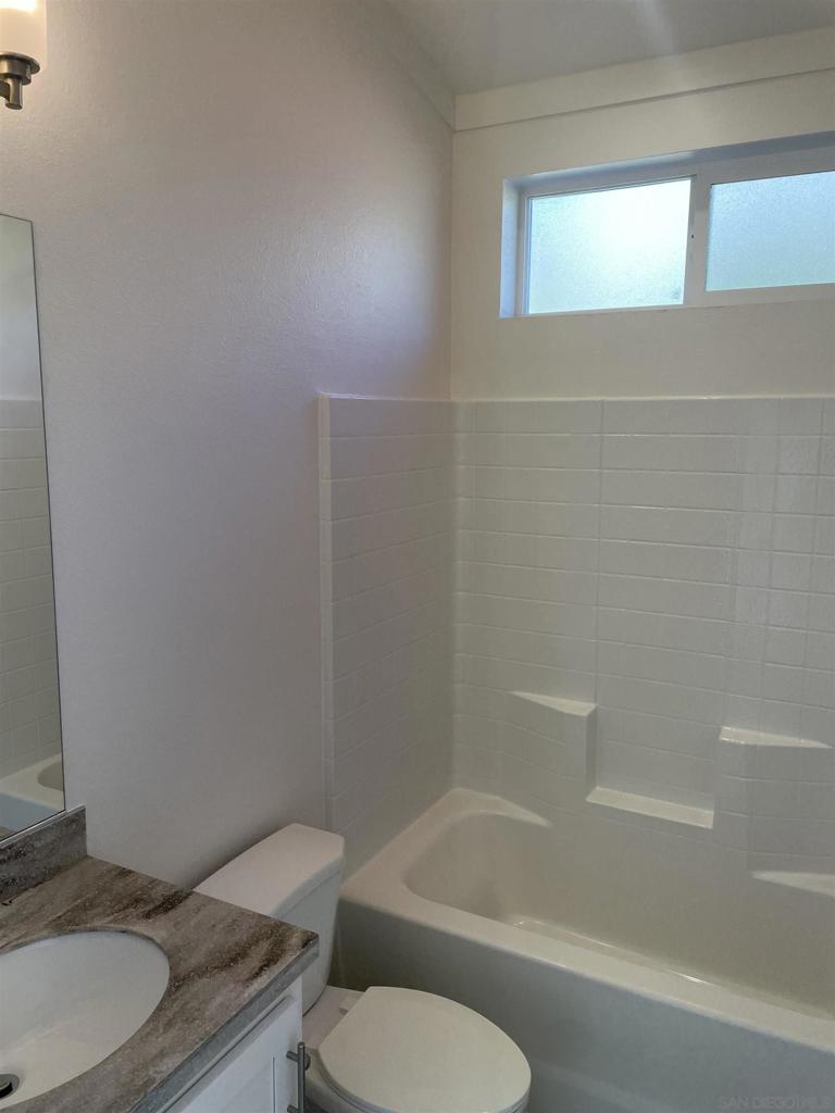 1255 Rhea Place B Property Photo 11