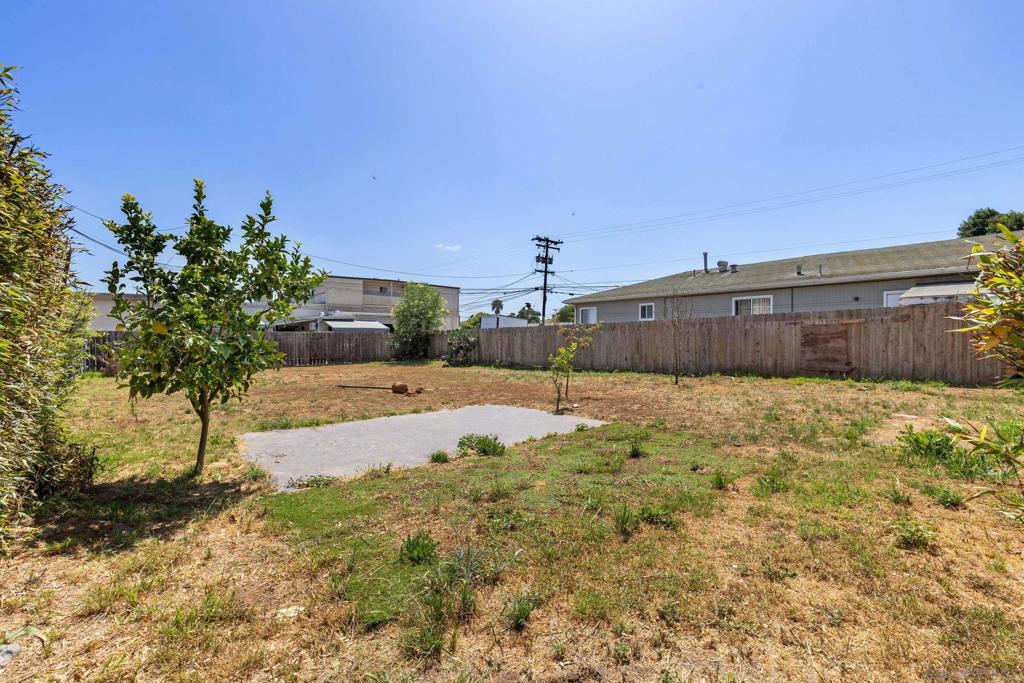535 12th St Property Photo 15