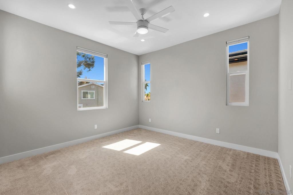 2942 Copley Ave Property Photo 34