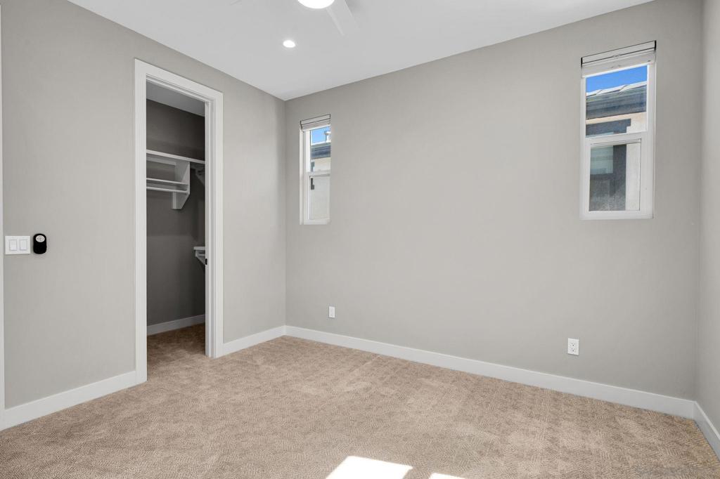 2942 Copley Ave Property Photo 35