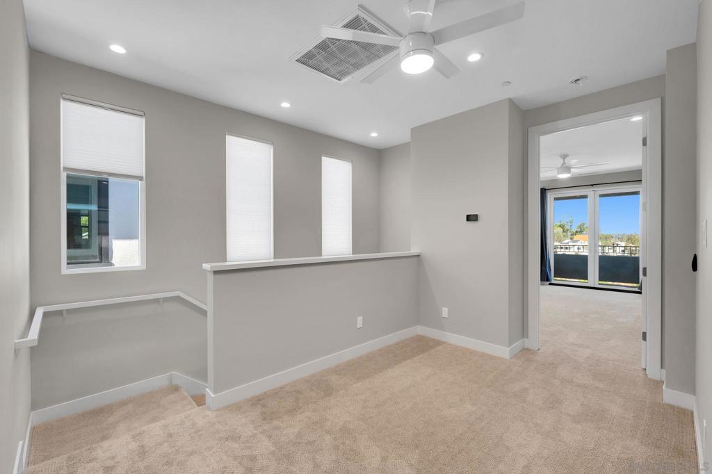 2942 Copley Ave Property Photo 44