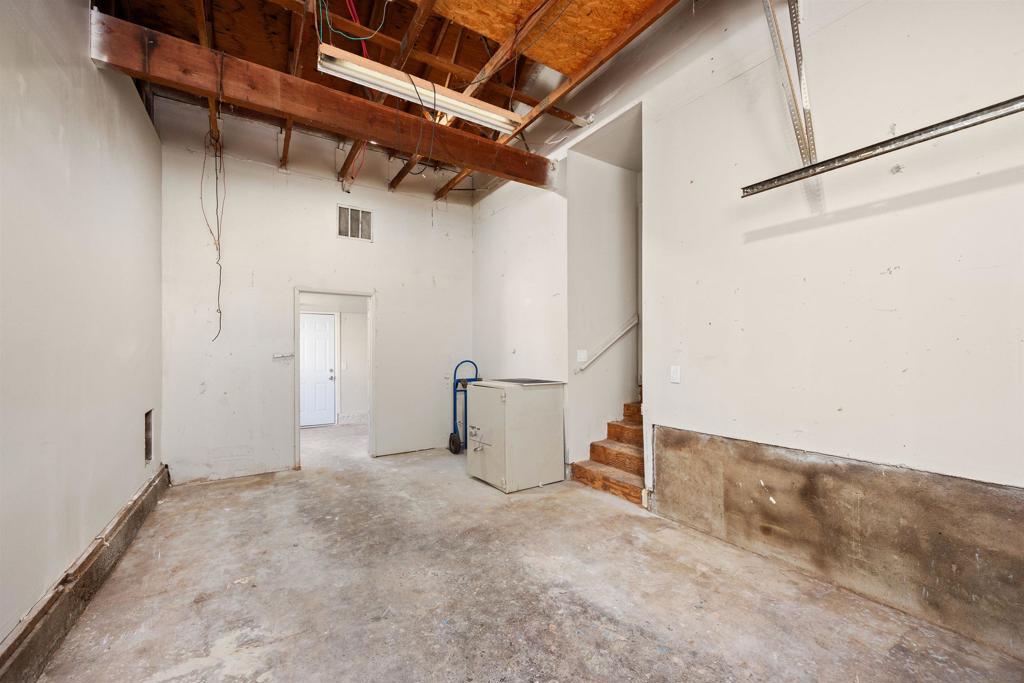 115 Beech Place Property Photo 36