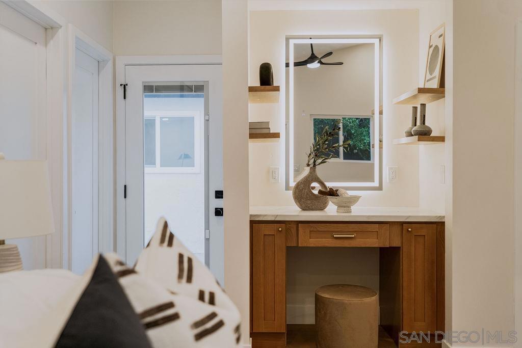 5524 Norwich St Property Photo 21