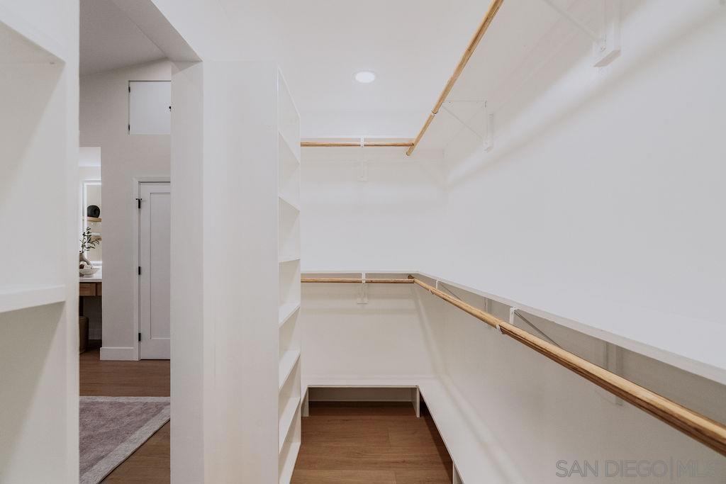 5524 Norwich St Property Photo 27