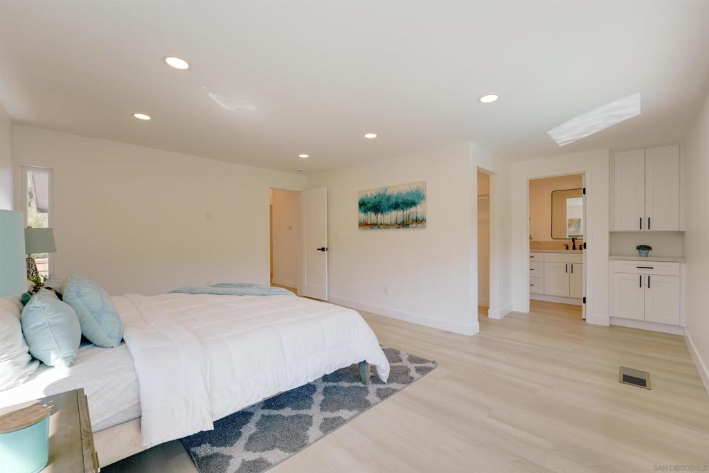 14911 Espola Rd Property Photo 17