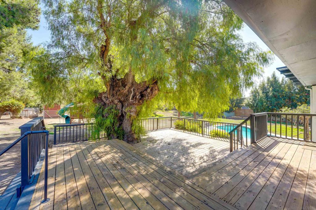 14911 Espola Rd Property Photo 30