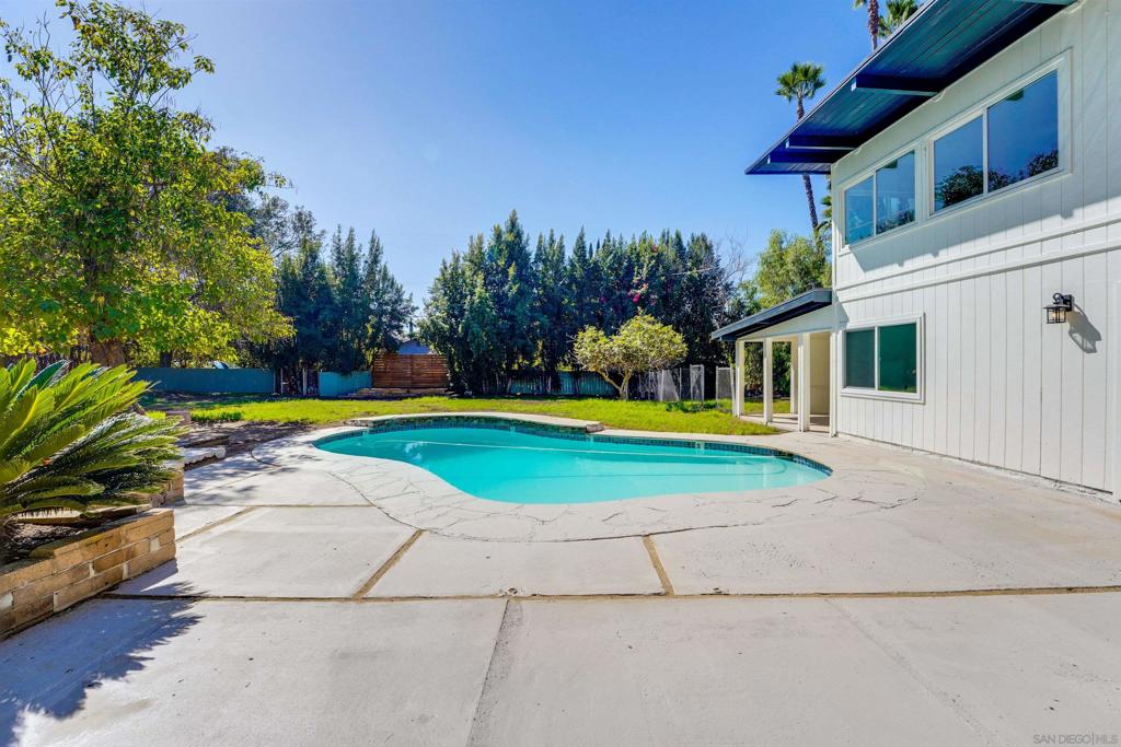 14911 Espola Rd Property Photo 33
