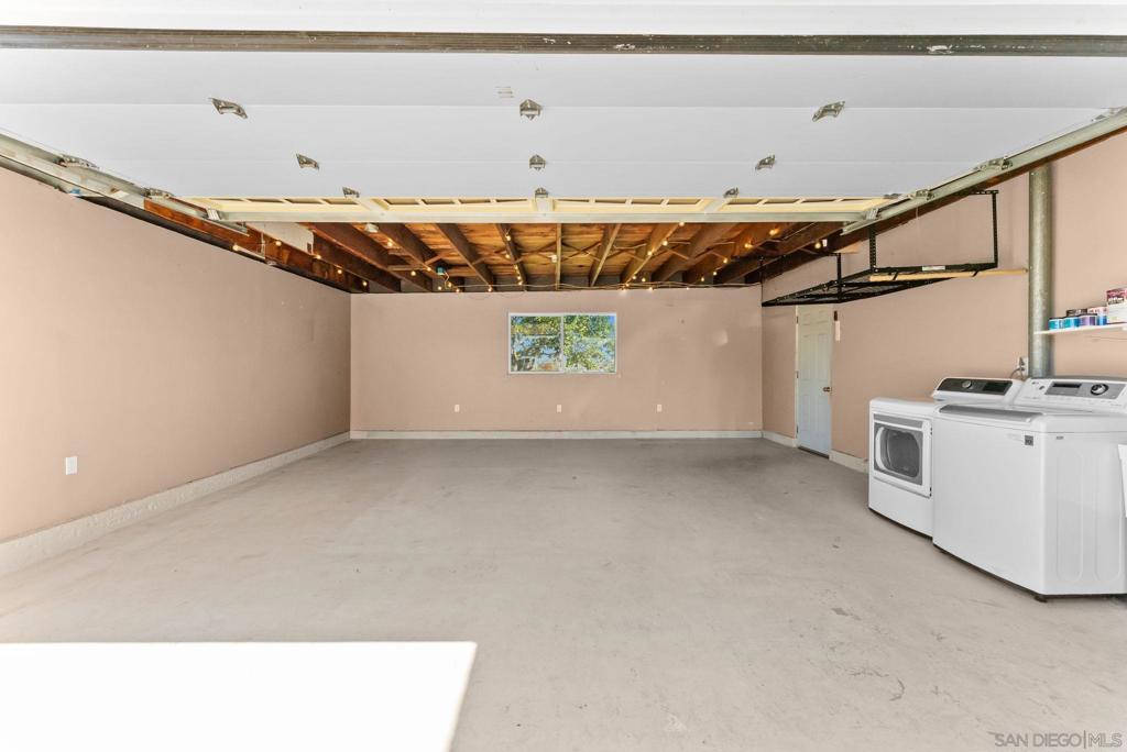 3628 Arlington St Property Photo 52