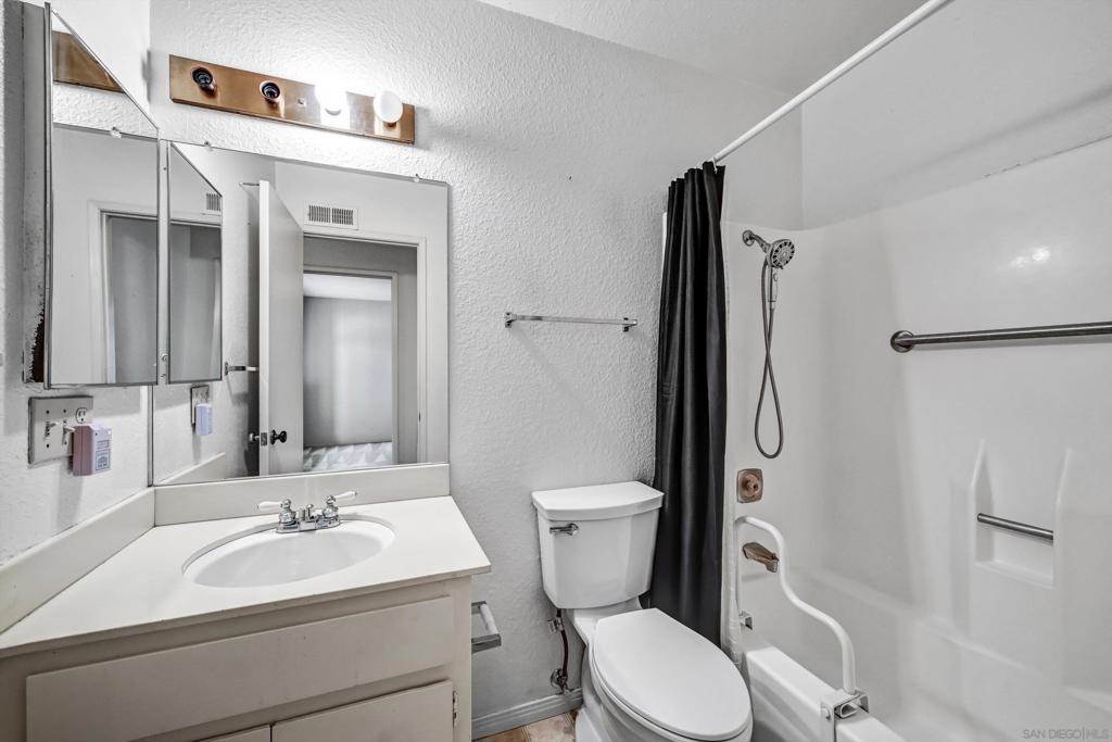 8858 Capcano Rd Property Photo 20