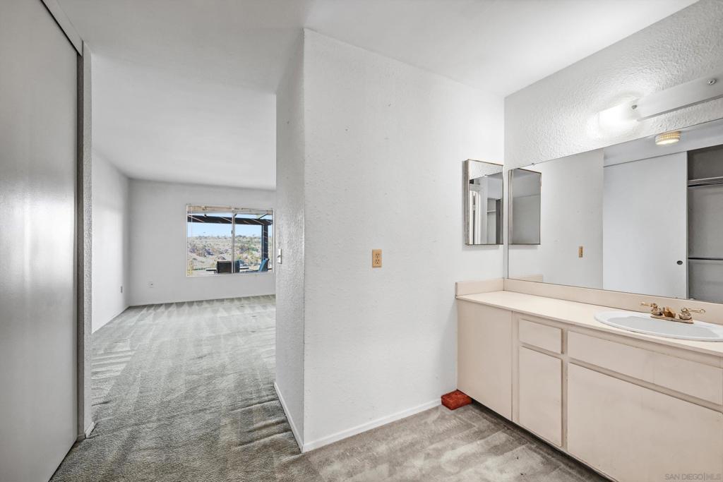 8858 Capcano Rd Property Photo 21