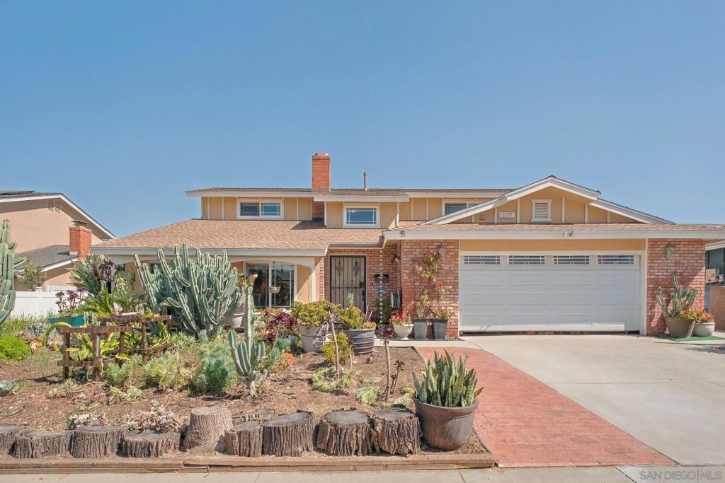 1137 Mona Place Property Photo 1