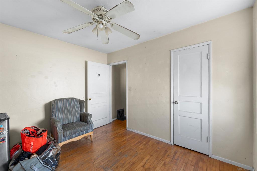7207 Berkeley Dr. Property Photo 6