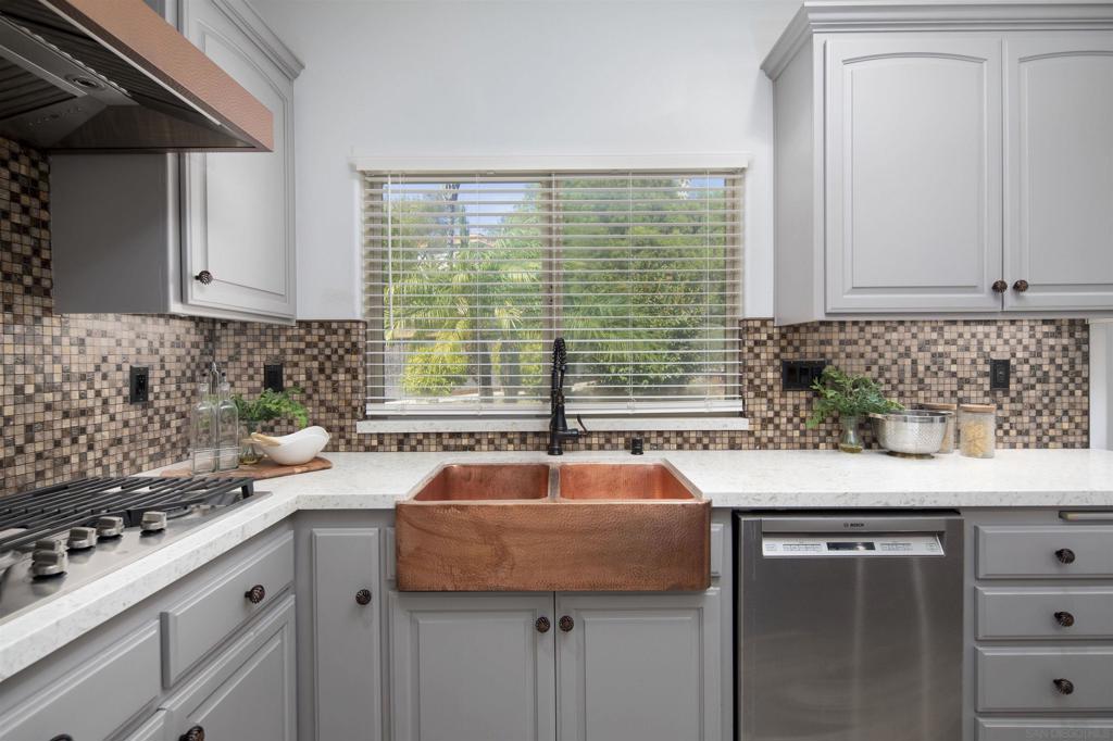 1726 York View Circle Property Photo 21