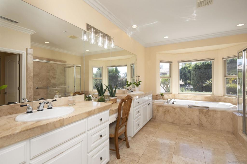 1726 York View Circle Property Photo 40