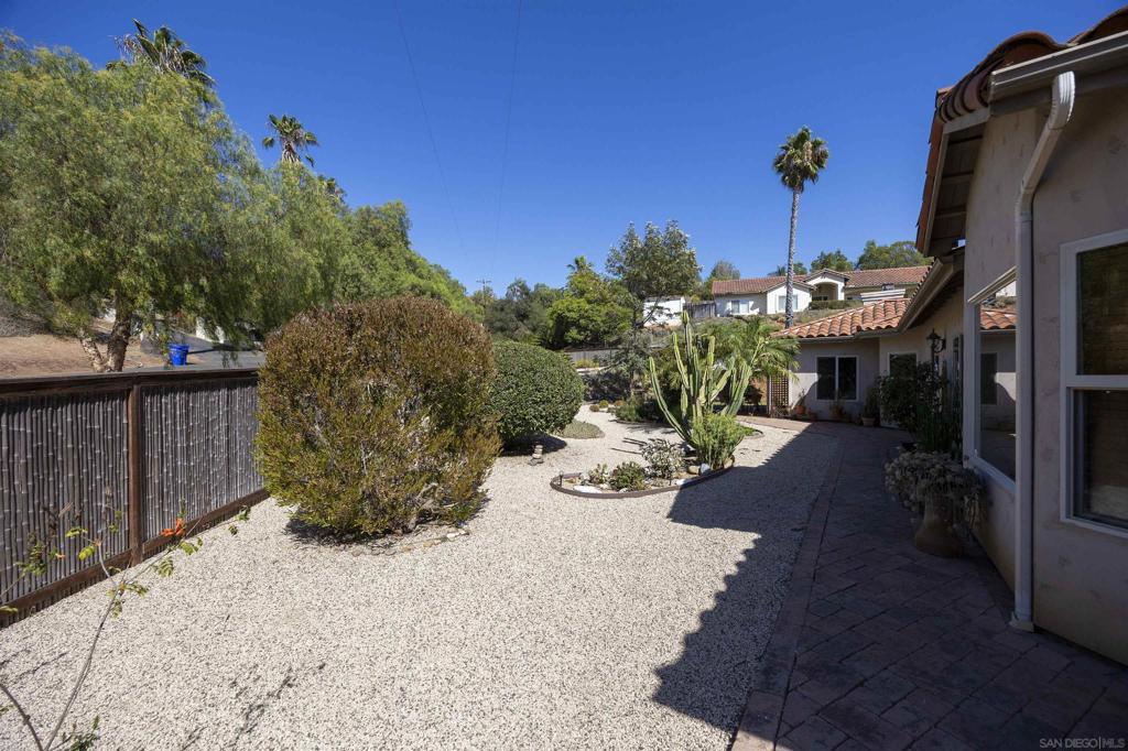 1726 York View Circle Property Photo 61